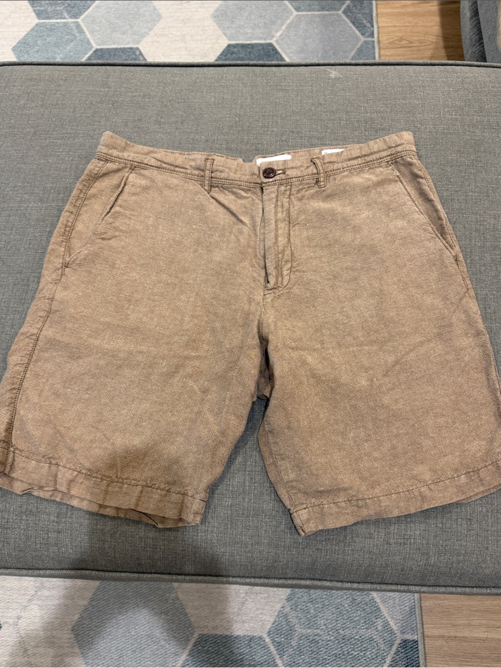 GAP Men's Light Brown Flat-Front Linen Shorts